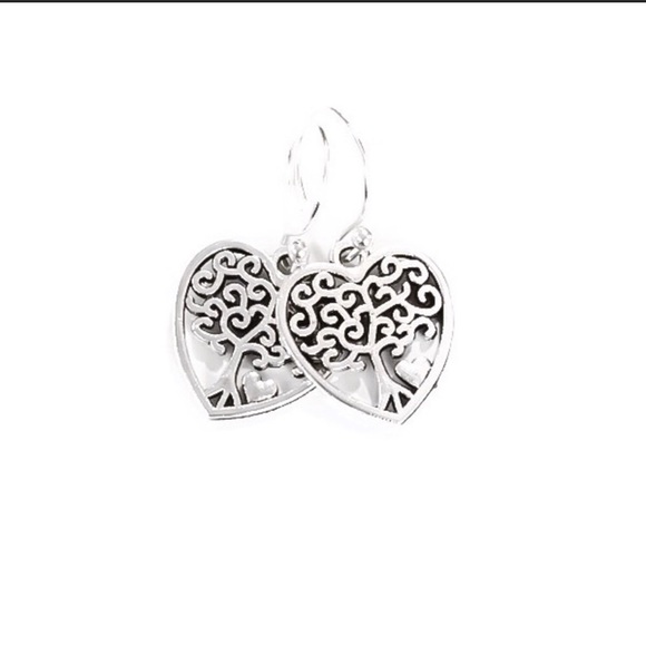 🎊 2X HP 💕Handmade Silver Heart Shaped Tree of Life Earrings - Picture 3 of 6